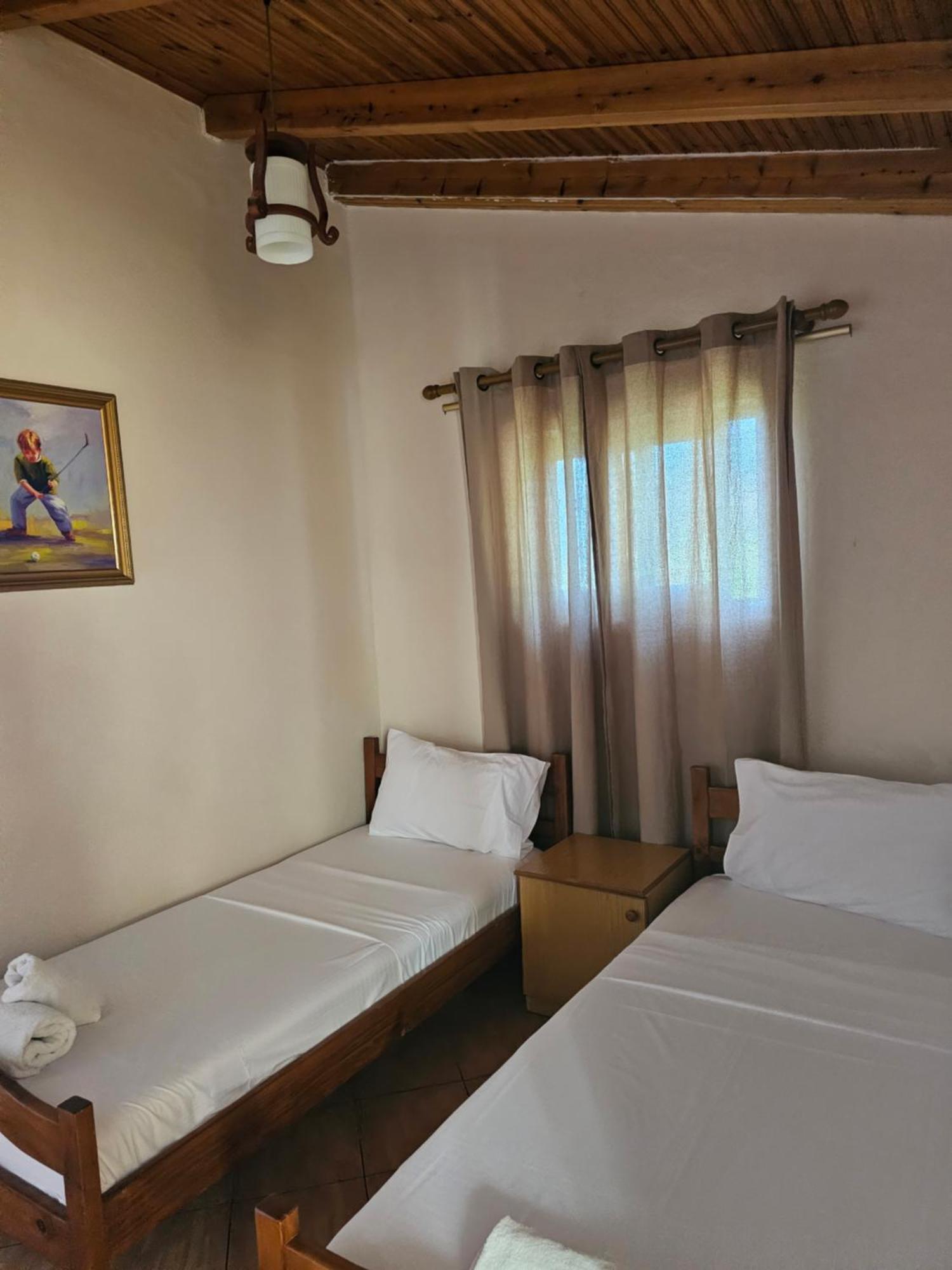 Hotel Ramosaco, Radhime, Vlore Exterior photo